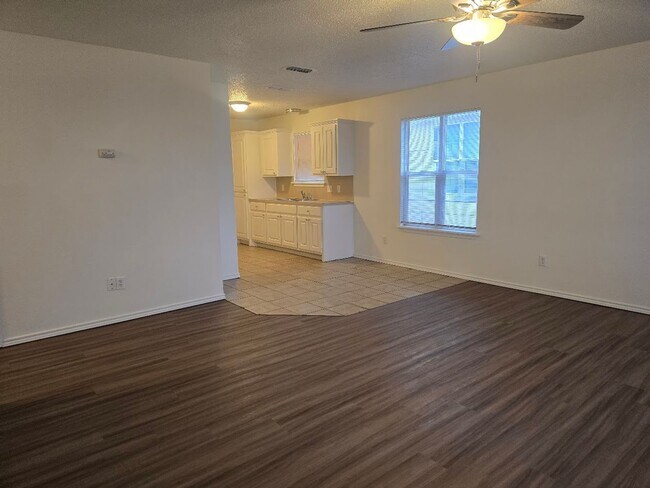 Building Photo - Updated and available now!