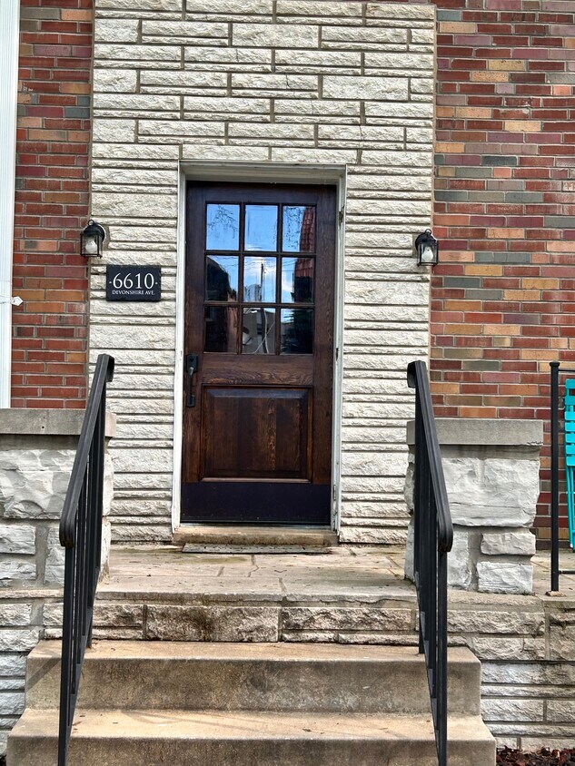 Primary Photo - 6610 Devonshire Ave