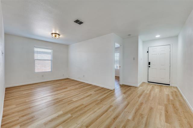 Building Photo - 4912 Pacific Wy Dr