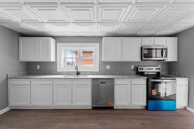 Building Photo - 404 High St