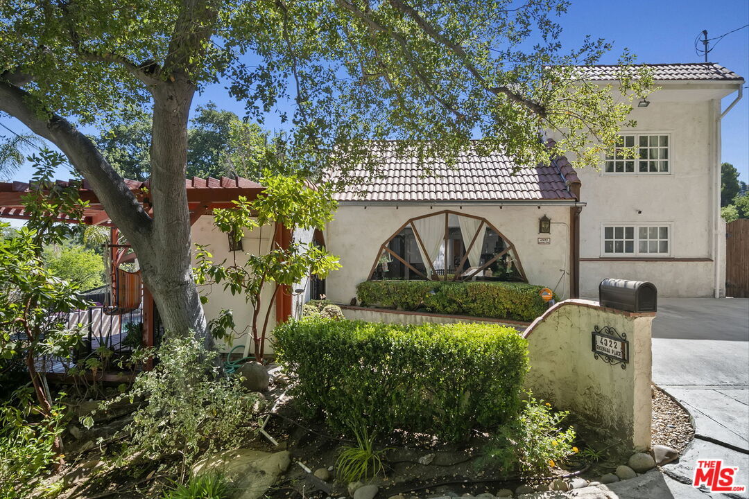 Primary Photo - 4322 Ensenada Dr