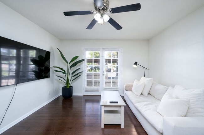 Foto del edificio - 5995 N 78th St