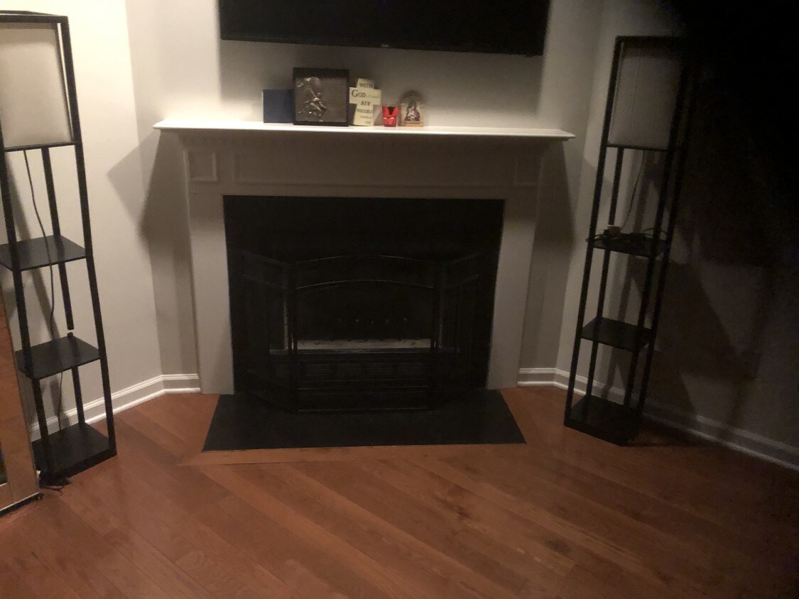 133 Governor Trumbull Way Unit N/A, Trumbull, CT 06611 Condo for Rent