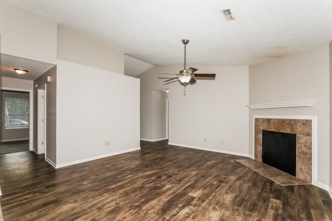 Building Photo - 5519 Story Ct