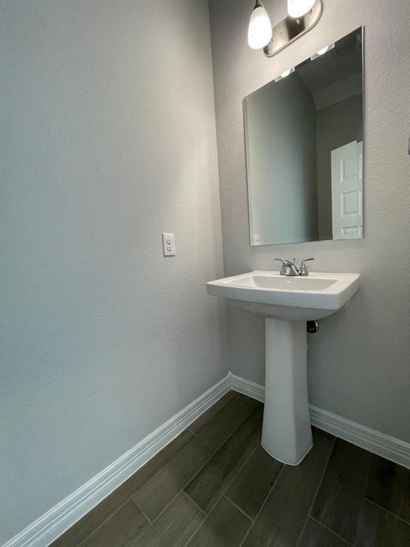 Foto del edificio - 24227 Cedar Colony Dr