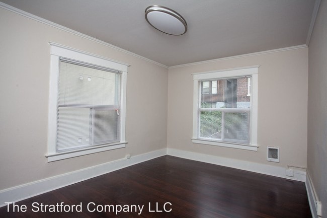 Building Photo - 2 br, 1 bath Apartment - 304 E Olive Place
