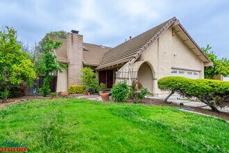 Building Photo - 4442 Silverberry Dr