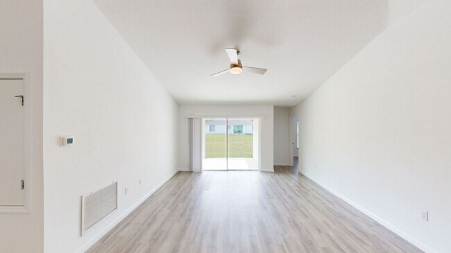 Building Photo - $500 OFF 1ST MONTHS RENT, Brand new 4/2 ho...