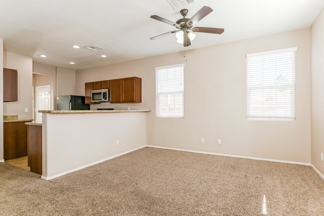 Building Photo - 967 Wembly Hills Pl