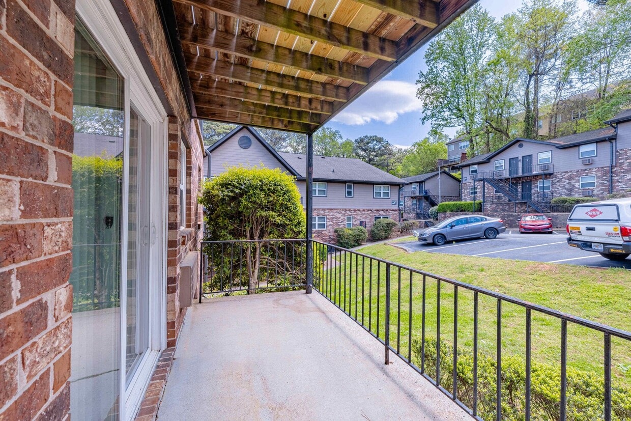NEW 1x1! Fantastic Emory area location - ... - NEW 1x1!  Fantastic Emory area location - ...