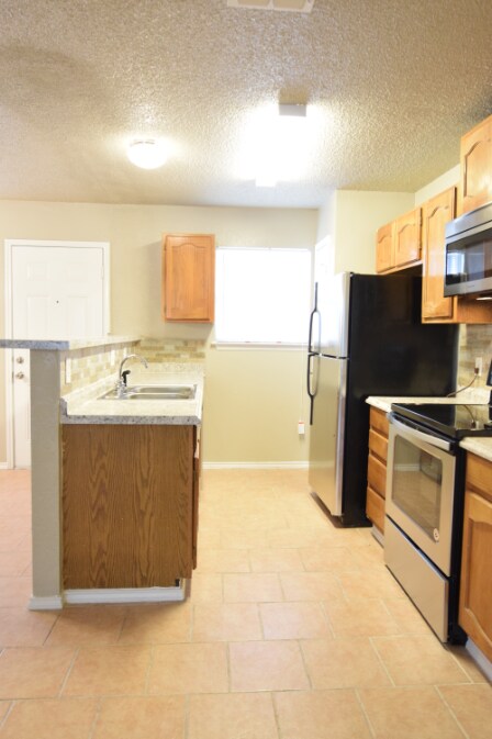 Building Photo - 1419 Amber Rd