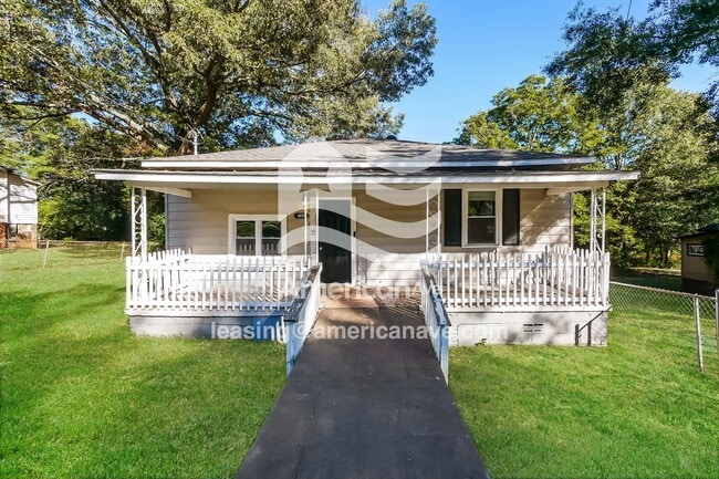 Building Photo - 1411 Juniper St