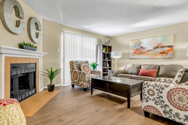 Foto del edificio - Cross Creek