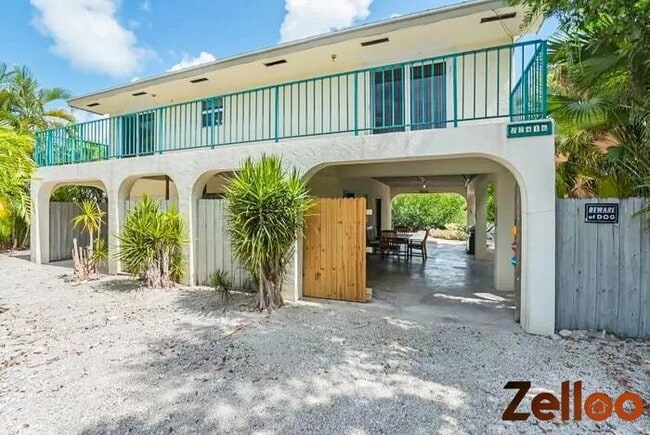 Building Photo - Relaxing Ocean Escape Ramrod Summerland Key