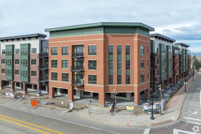 Building Photo - Juniper on Main
