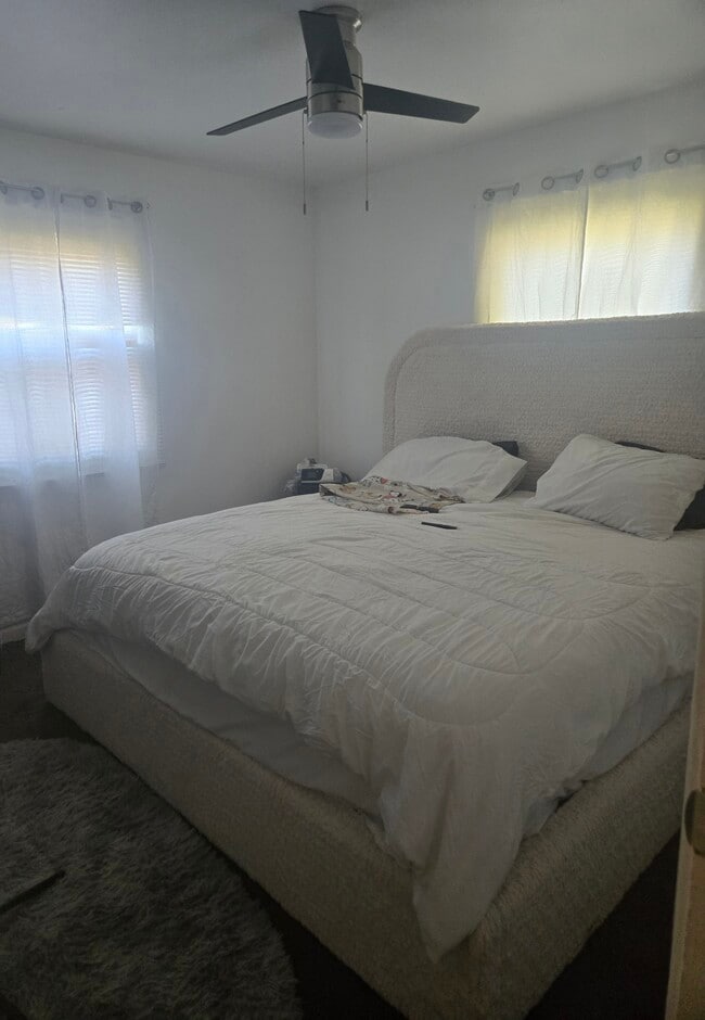 Building Photo - 3931 Flynn St