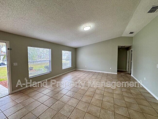 Foto del edificio - 918 San Carlos Way