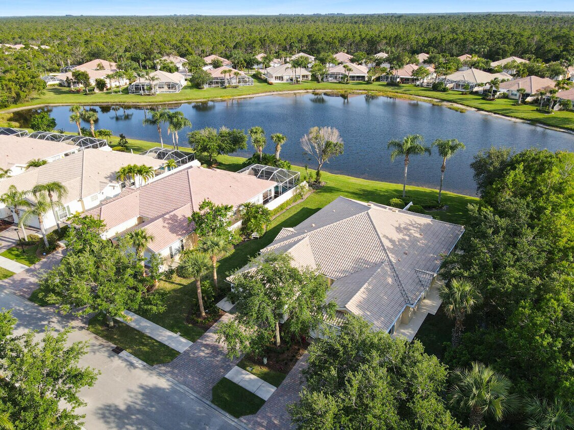 Foto principal - 9193 SE Retreat Dr