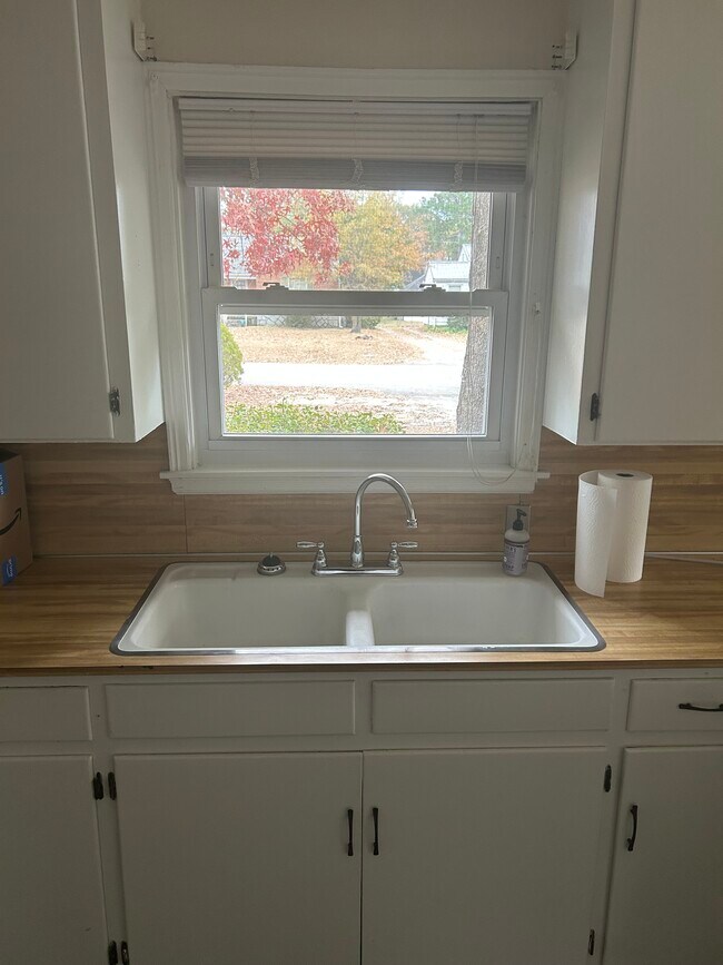 Foto del edificio - 1234 M Ave