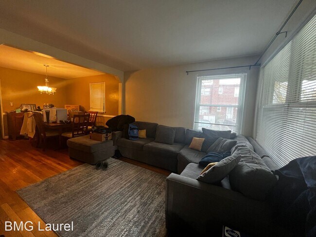 Building Photo - 3 br, 1.5 bath House - 618 Kennedy St NE