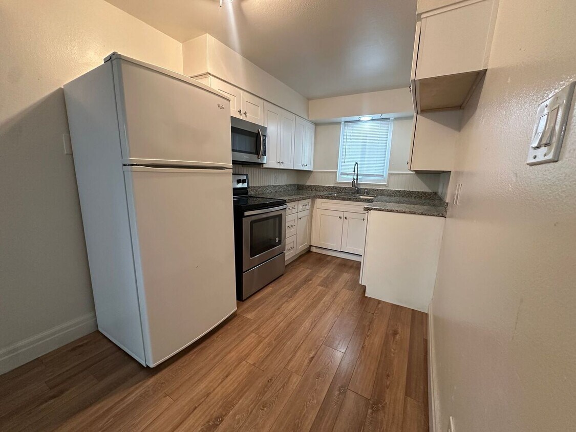 Foto principal - 1 bedroom walking distance to riverwalk an...