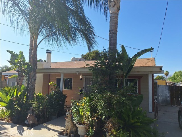Foto principal - 40430 Mayberry Ave