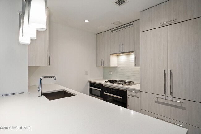 Foto del edificio - 15 Morris Ave