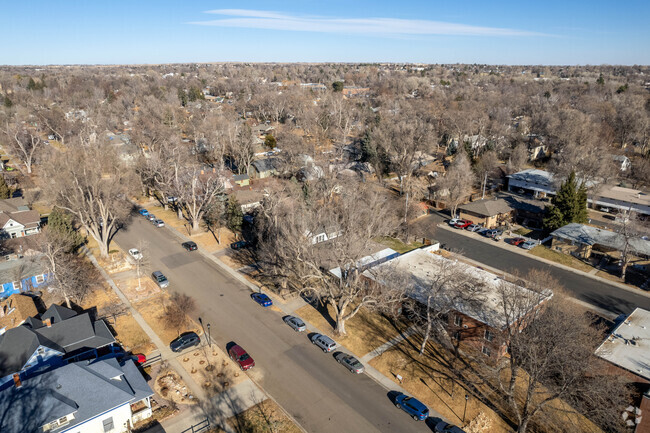 Aerial Photo - 710 Emery St