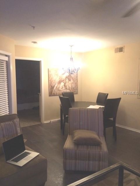 Foto del edificio - 421 Summit Ridge Pl