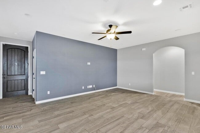 Building Photo - 14166 Peyton Edwards Ave