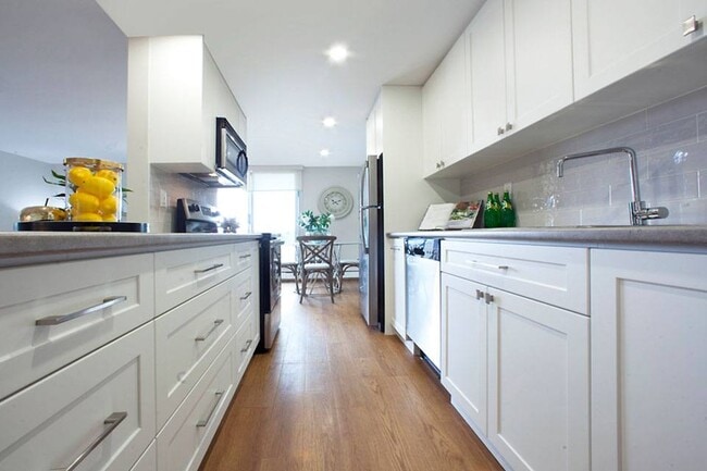 Building Photo - Capitol Hill Apartments