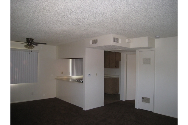 Building Photo - Westcourt Apartments