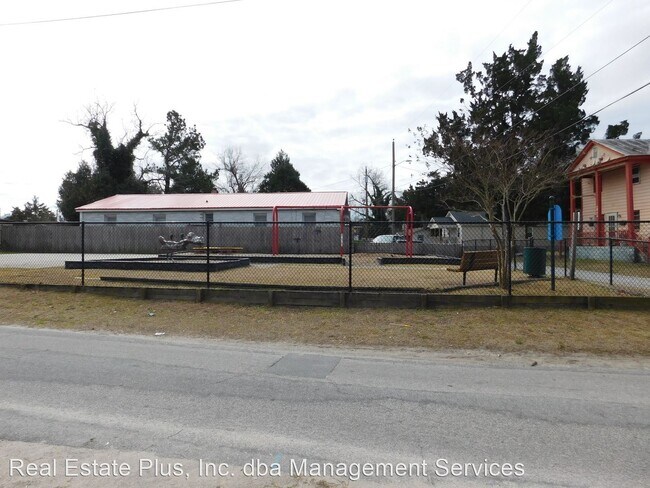 Foto del edificio - 3 br, 2.5 bath House - 1026 Sampson Street
