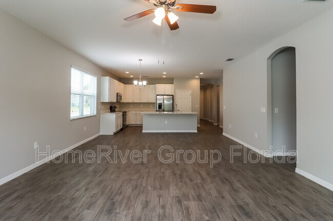 Building Photo - 3188 Bethpage Loop