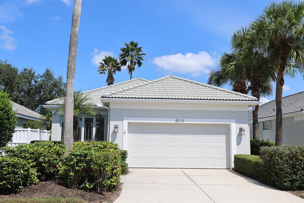 Foto principal - 8515 53rd Pl E