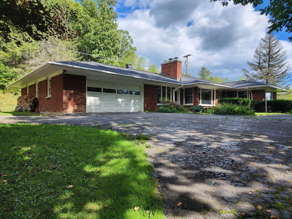 Foto principal - 7522 Utegg Rd