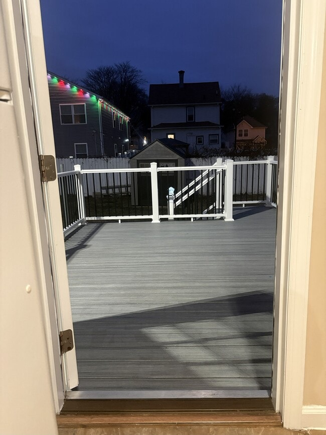 Foto del edificio - 413 Georges Pl