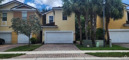 Building Photo - 829 Pipers Cay Dr