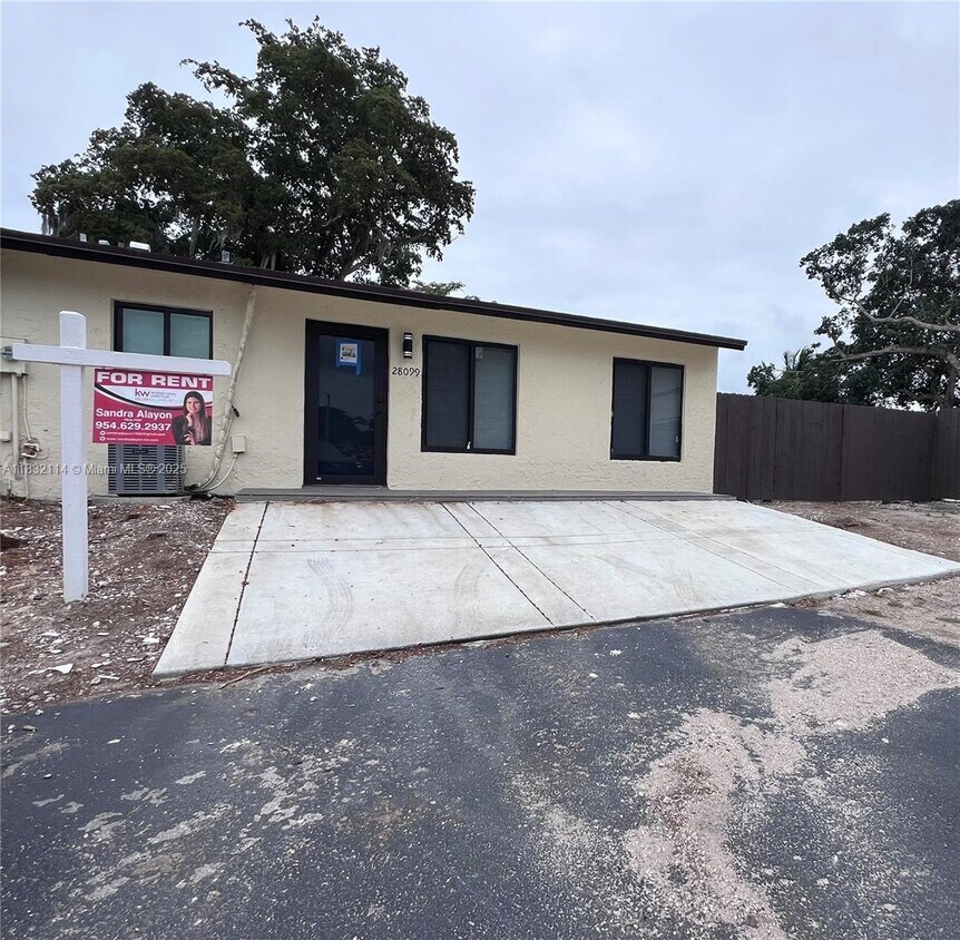 Primary Photo - 28099 SW 143rd Ct