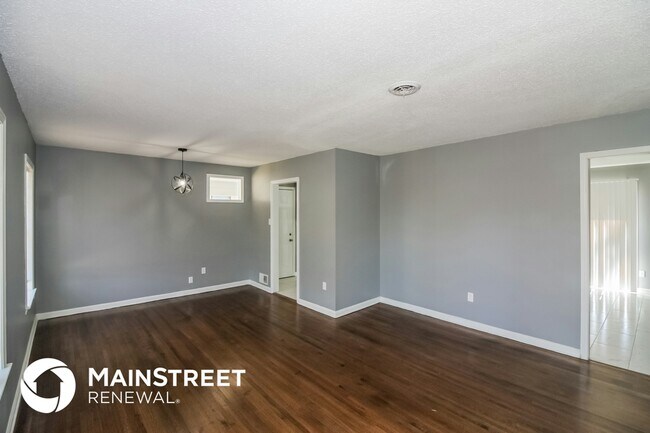 Building Photo - 4559 Cottonwood Rd