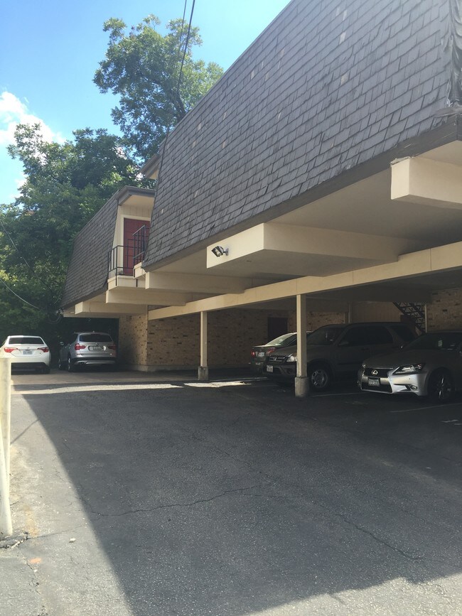 Foto del edificio - Longhaven Apartments