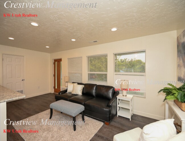 Foto del edificio - Martin Triplex