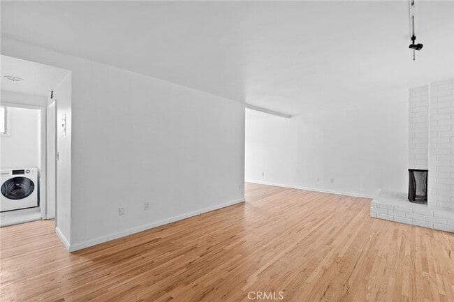 Foto del edificio - 11761 Sunset Blvd