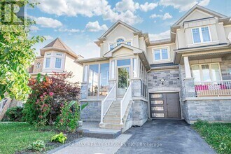 Building Photo - 18 Merrickville Way