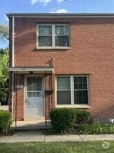 Building Photo - 2021 Harwitch Rd