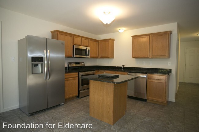 Building Photo - 214 Lumber St