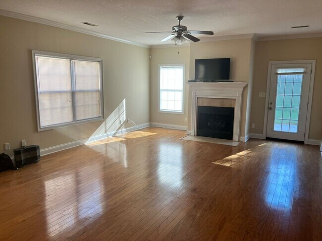 Building Photo - 10736 Meriwether Ln