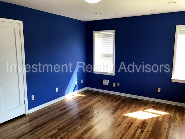 Foto del edificio - Spacious 2 bed 1 bath in Sugarhouse!