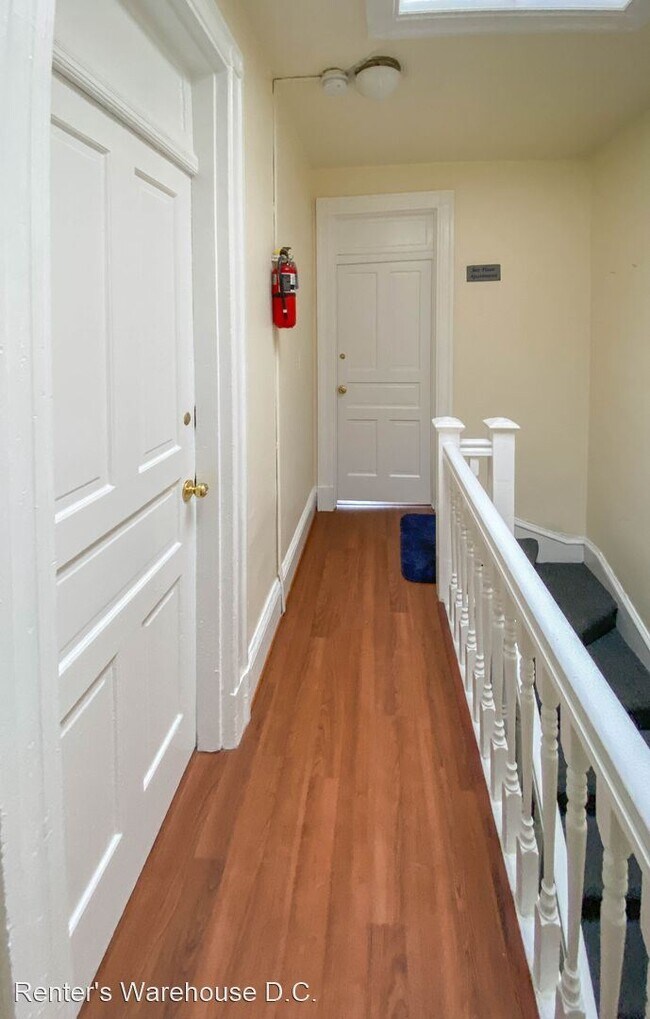Building Photo - 1 br, 1 bath House - 1700 U St. NW #3