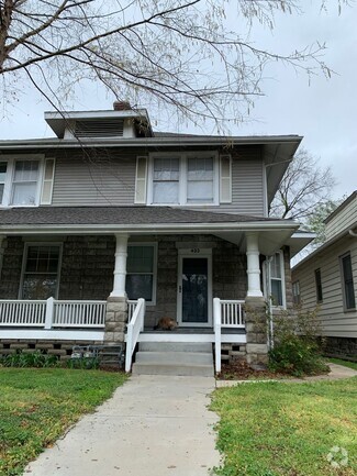 Building Photo - 433-435 N Moffet Ave
